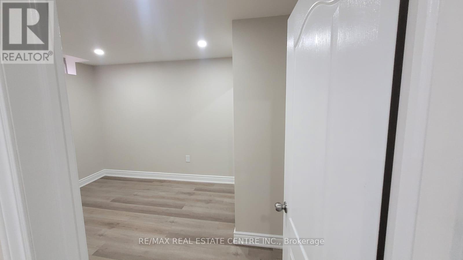 Bsmt - 36 Clunburry Road, Brampton, Ontario  L7A 5B5 - Photo 11 - W12356443