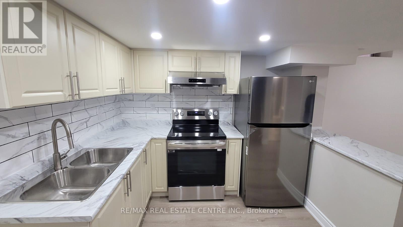 Bsmt - 36 Clunburry Road, Brampton, Ontario  L7A 5B5 - Photo 8 - W12356443