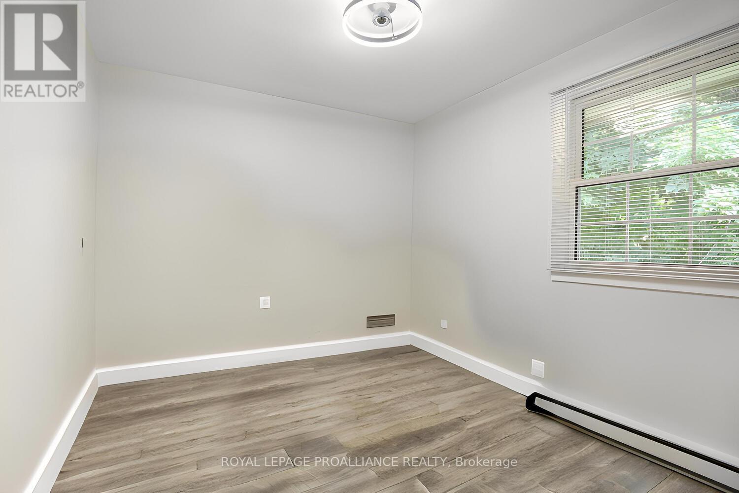 342 Abbott Street W, Brockville, Ontario  K6V 5Y9 - Photo 28 - X12356511