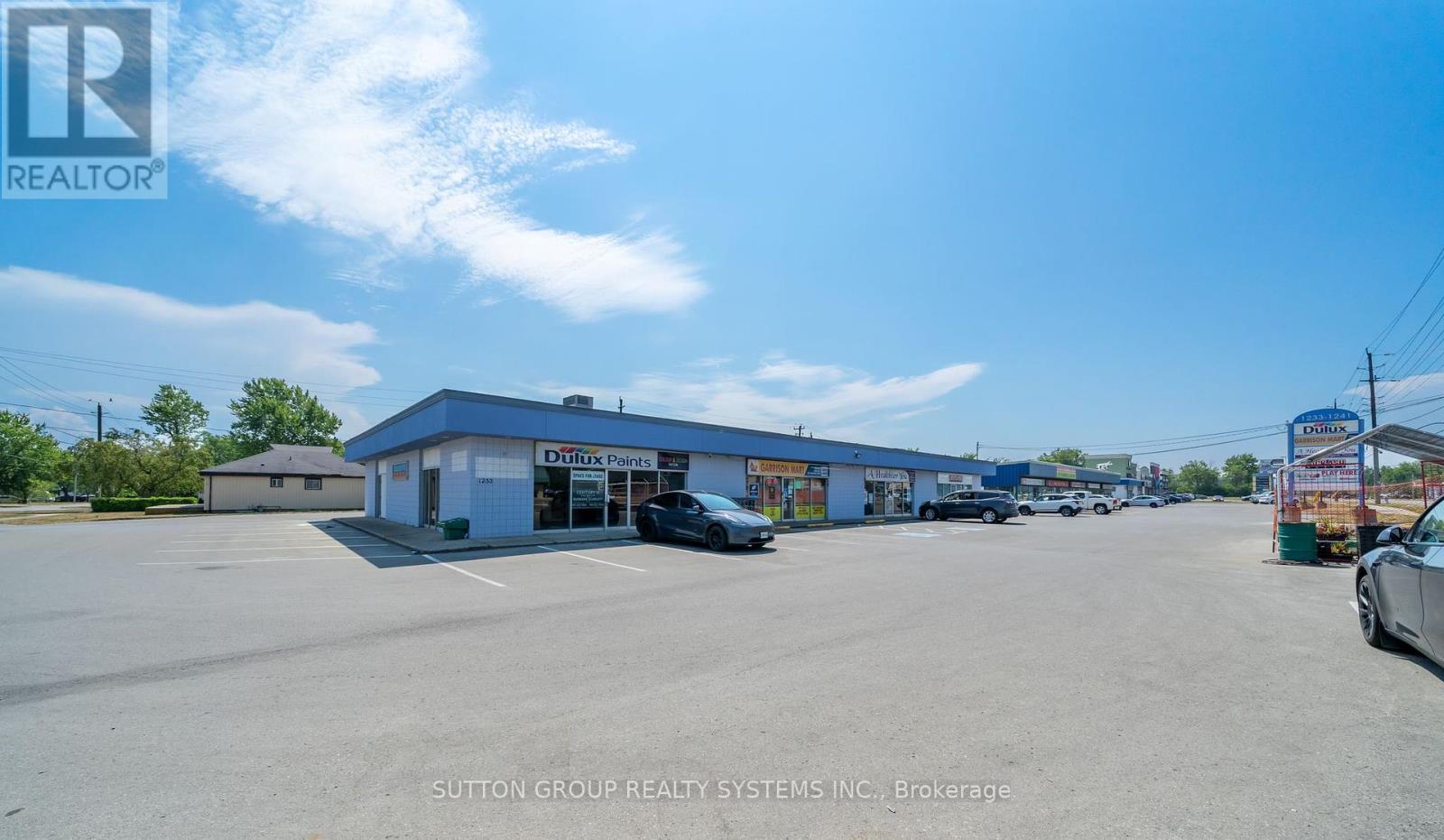 1235 Garrison Road, Fort Erie, Ontario  L2A 1P2 - Photo 19 - X12356386
