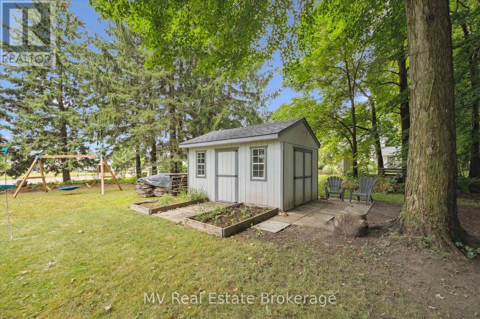 348 Colborne Street, Centre Wellington, Ontario  N0B 1S0 - Photo 11 - X12356454
