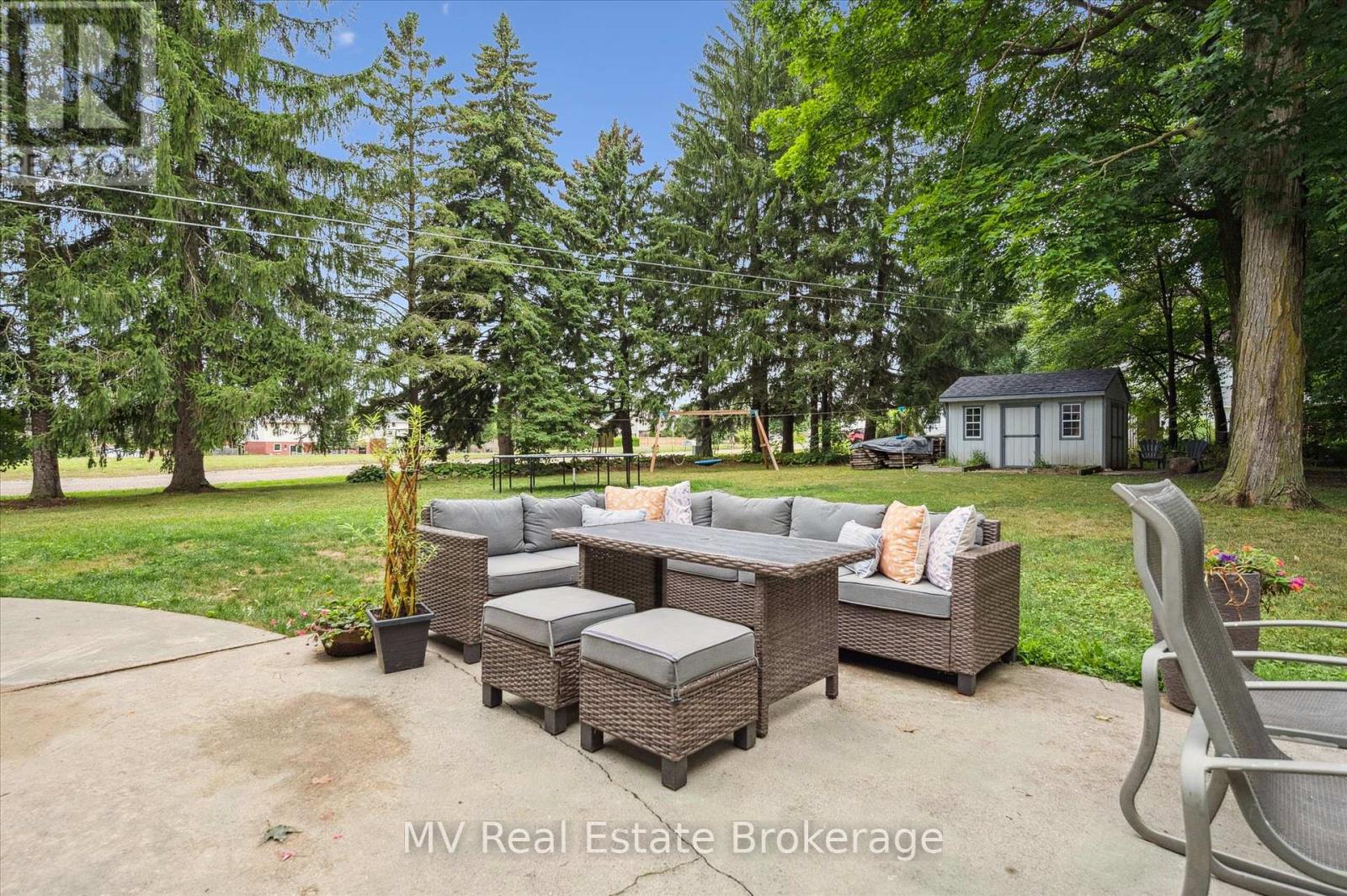 348 Colborne Street, Centre Wellington, Ontario  N0B 1S0 - Photo 7 - X12356454