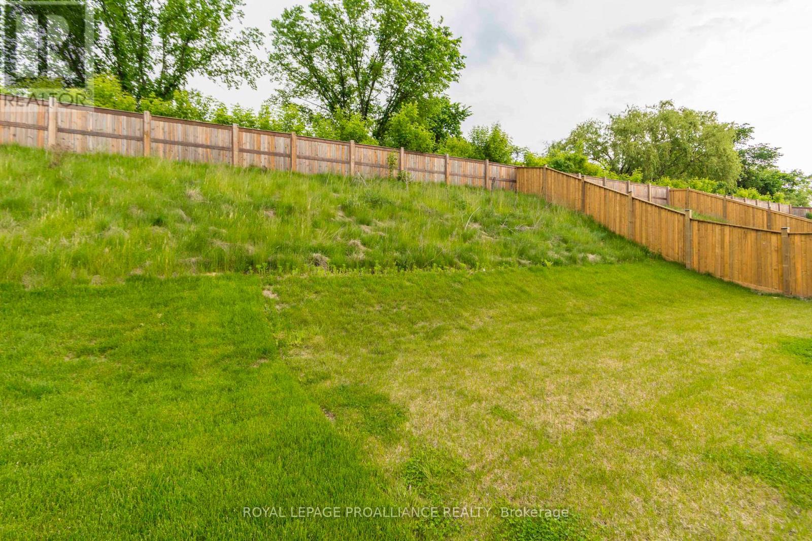 23 Schmidt Way, Quinte West (Murray Ward), Ontario  K8V 0L5 - Photo 18 - X12201573