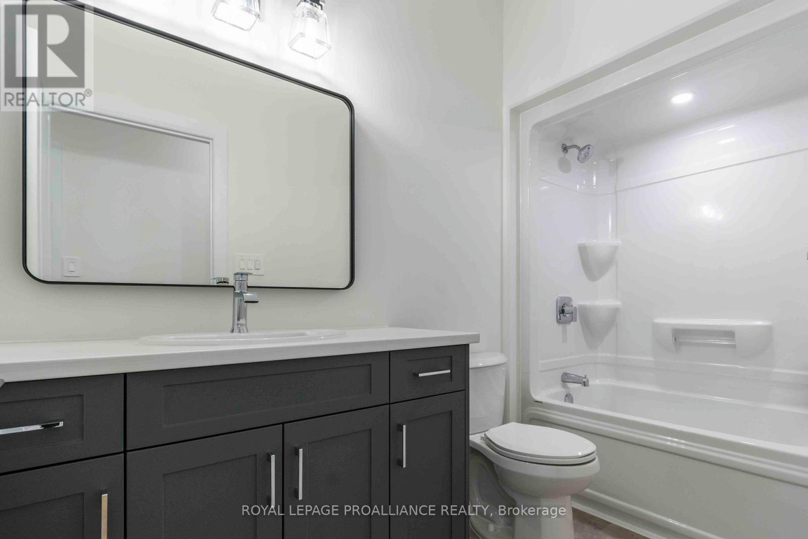 23 Schmidt Way, Quinte West (Murray Ward), Ontario  K8V 0L5 - Photo 15 - X12201573