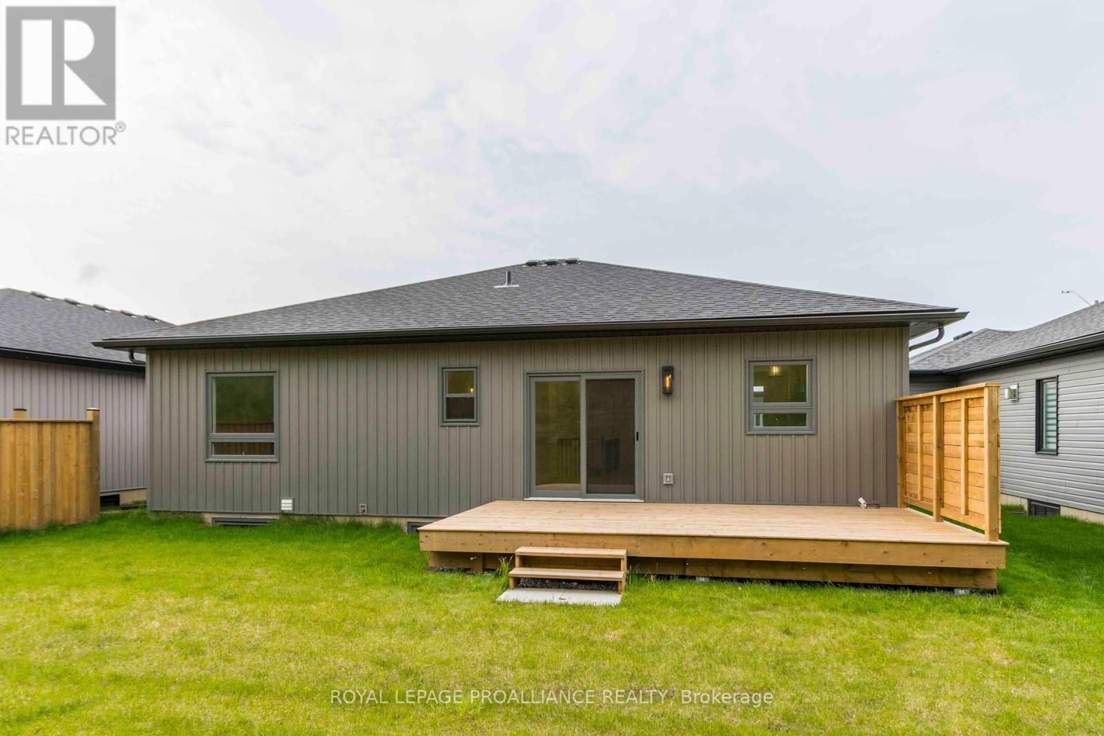 23 Schmidt Way, Quinte West (Murray Ward), Ontario  K8V 0L5 - Photo 19 - X12201573