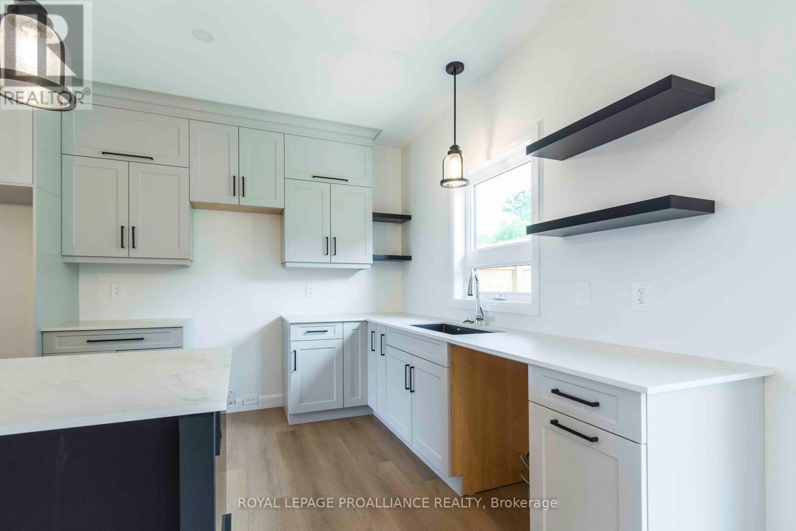 23 Schmidt Way, Quinte West (Murray Ward), Ontario  K8V 0L5 - Photo 7 - X12201573