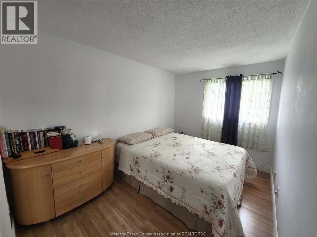 6374 Thornberry, Windsor, Ontario  N8T 3A2 - Photo 10 - 25020067