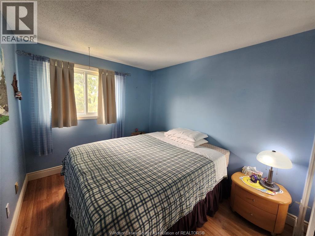 6374 Thornberry, Windsor, Ontario  N8T 3A2 - Photo 9 - 25020067