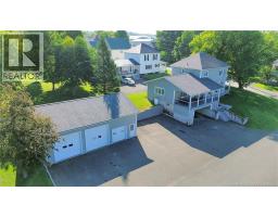 21 Hillcrest Avenue, Hartland, New Brunswick