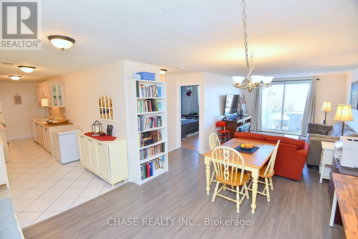 Property at 303 - 893 CONCESSION STREET image 1