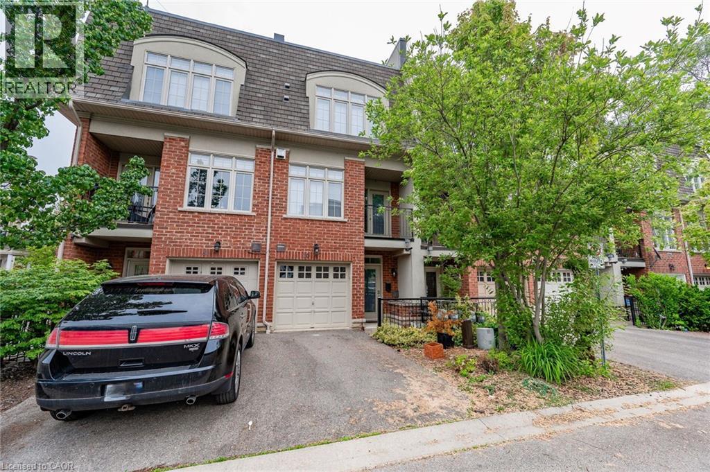 90 Nelson Street Unit# 30, Oakville, Ontario  L6L 3H8 - Photo 1 - 40761833