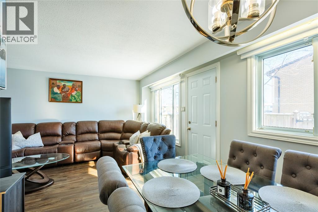 215 Trudeau Drive Unit# 77, Sarnia, Ontario  N7S 4T5 - Photo 6 - 25021074
