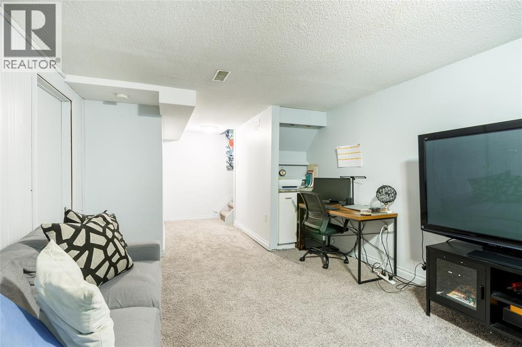 215 Trudeau Drive Unit# 77, Sarnia, Ontario  N7S 4T5 - Photo 23 - 25021074