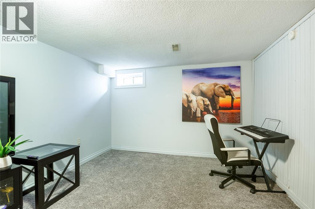 215 Trudeau Drive Unit# 77, Sarnia, Ontario  N7S 4T5 - Photo 22 - 25021074