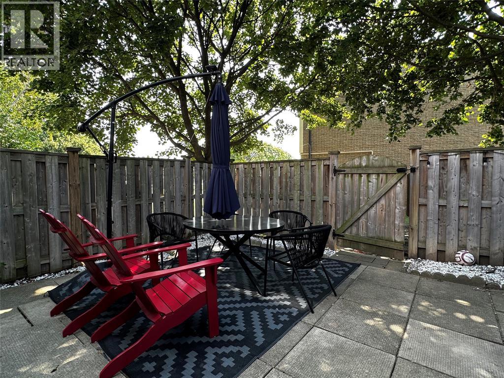 215 Trudeau Drive Unit# 77, Sarnia, Ontario  N7S 4T5 - Photo 27 - 25021074