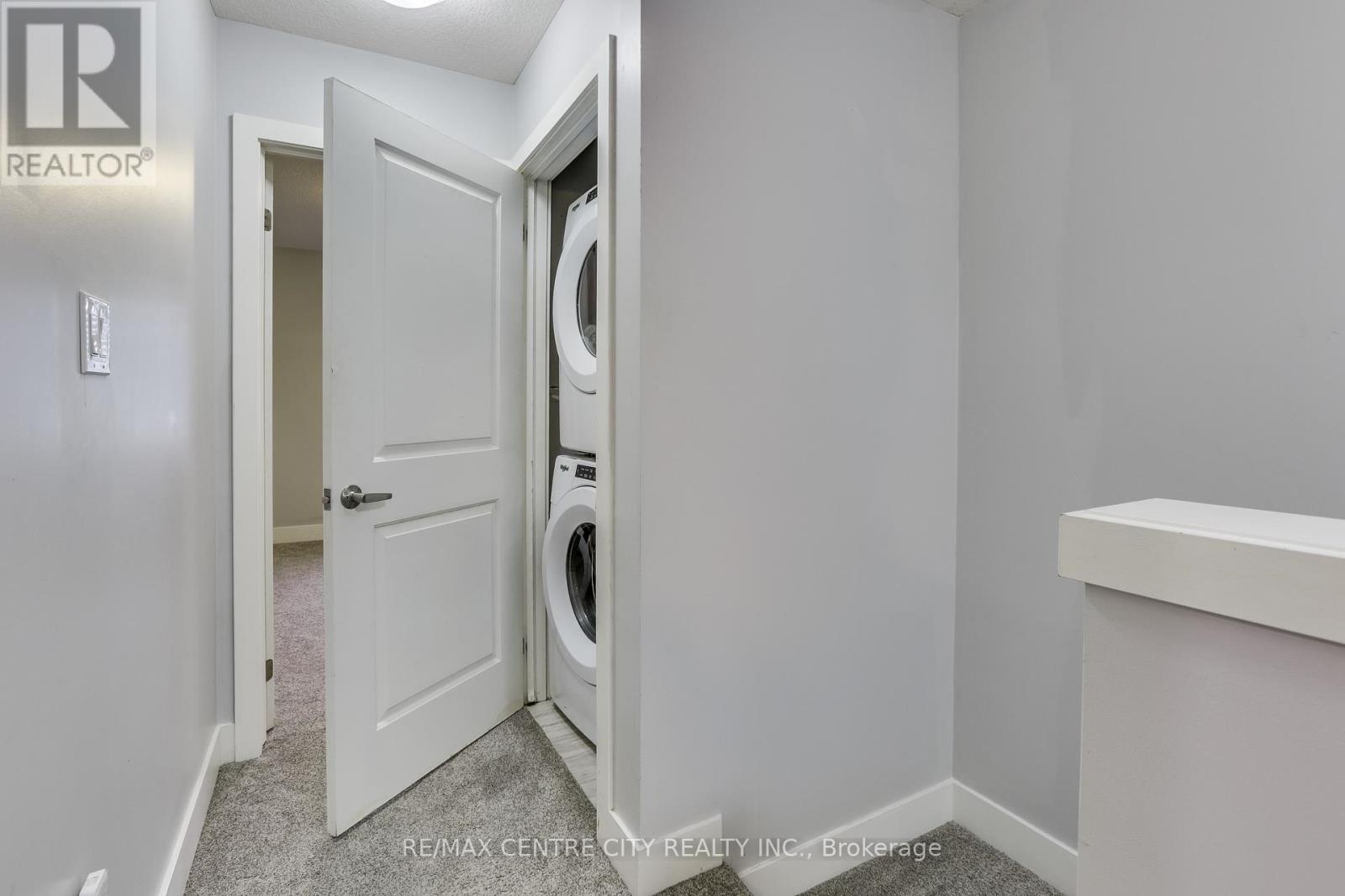 2104 Meadowgate Boulevard, London South (South U), Ontario  N6M 0H5 - Photo 29 - X12356526