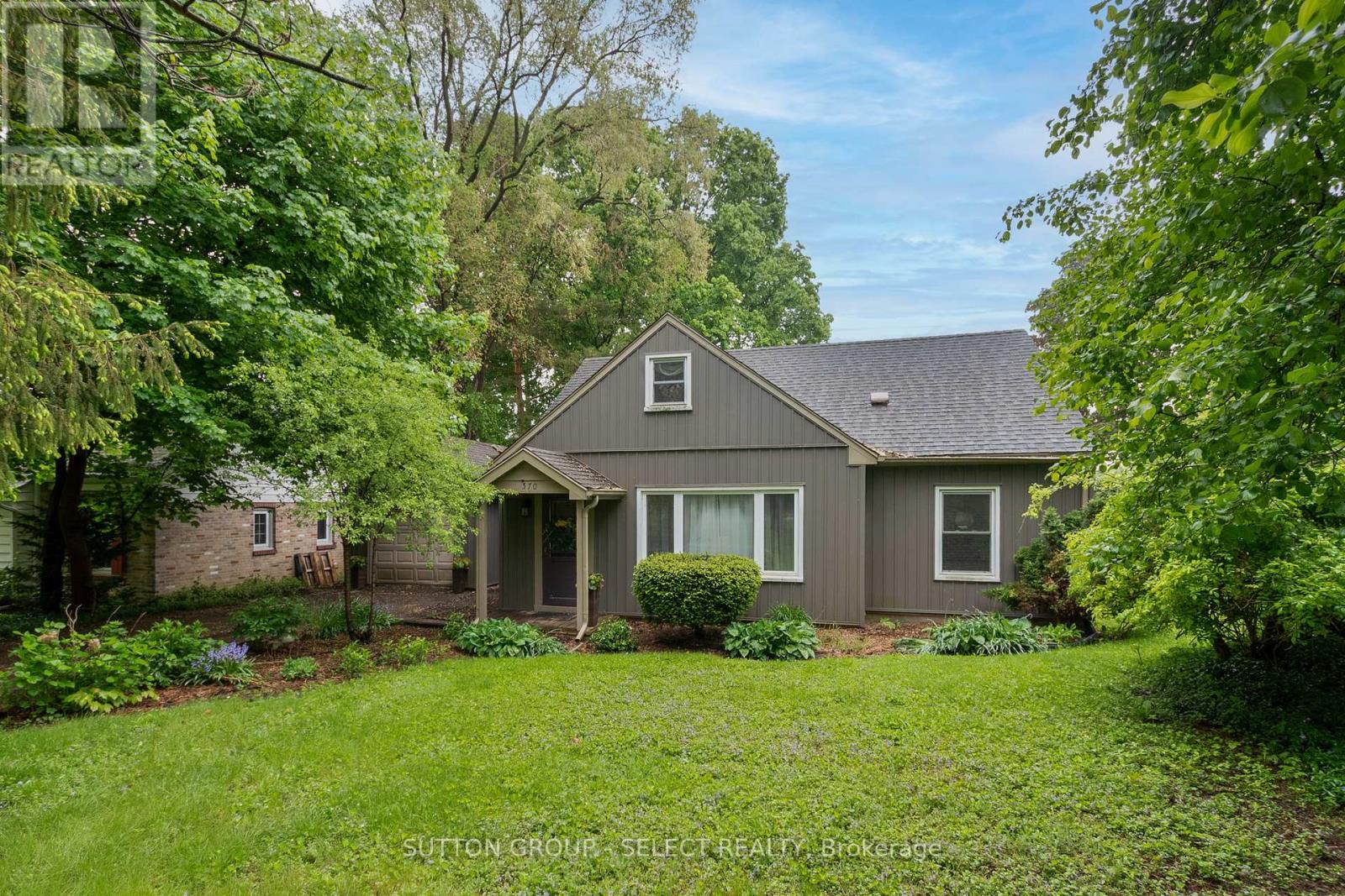 570 Kingsway Avenue, London North, Ontario  N6H 3A1 - Photo 2 - X12356553