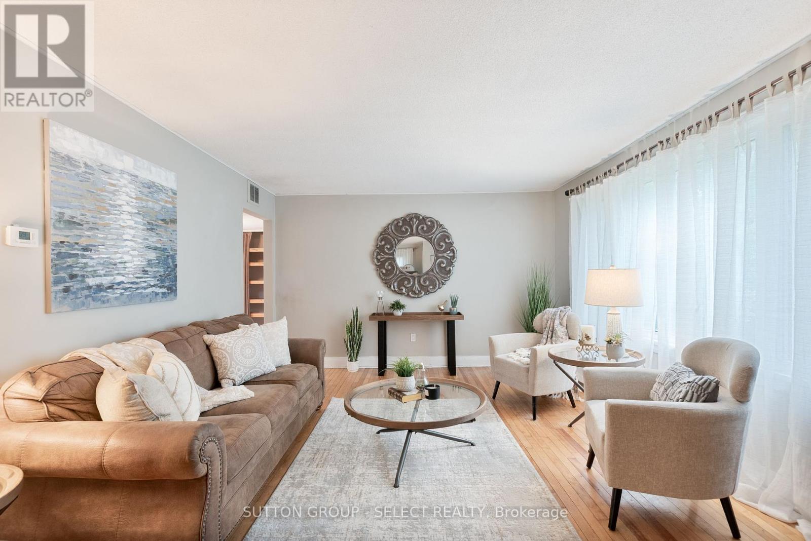 570 Kingsway Avenue, London North, Ontario  N6H 3A1 - Photo 5 - X12356553