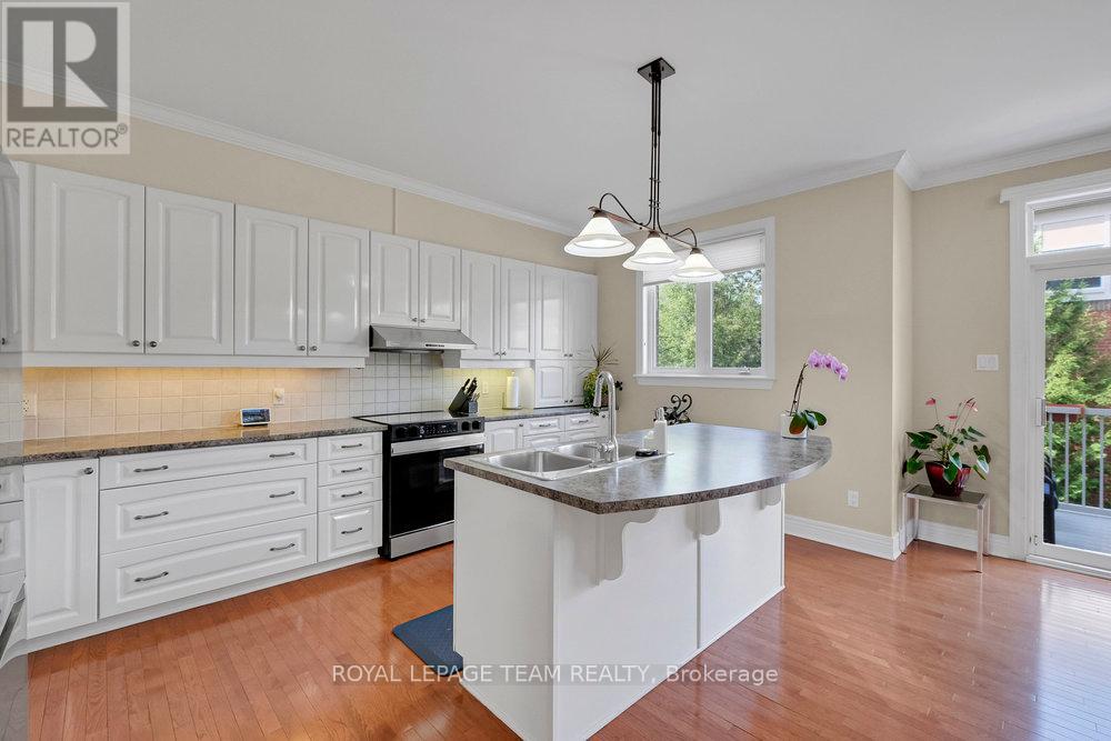 6 - 130 Lanark Avenue, Ottawa, Ontario  K1Z 1E6 - Photo 16 - X12356647