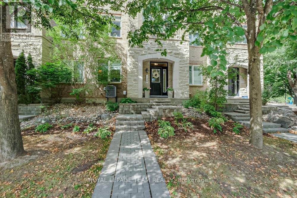 6 - 130 Lanark Avenue, Ottawa, Ontario  K1Z 1E6 - Photo 2 - X12356647
