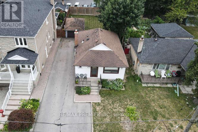 Property at 1223 GLENCAIRN AVENUE image 3