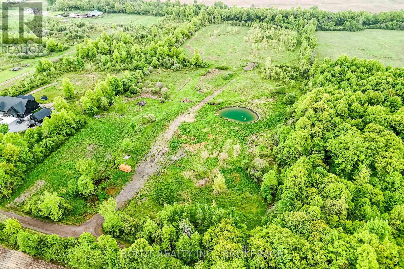 5455 College Road, Fort Erie, Ontario  L0S 1S0 - Photo 3 - X12356572