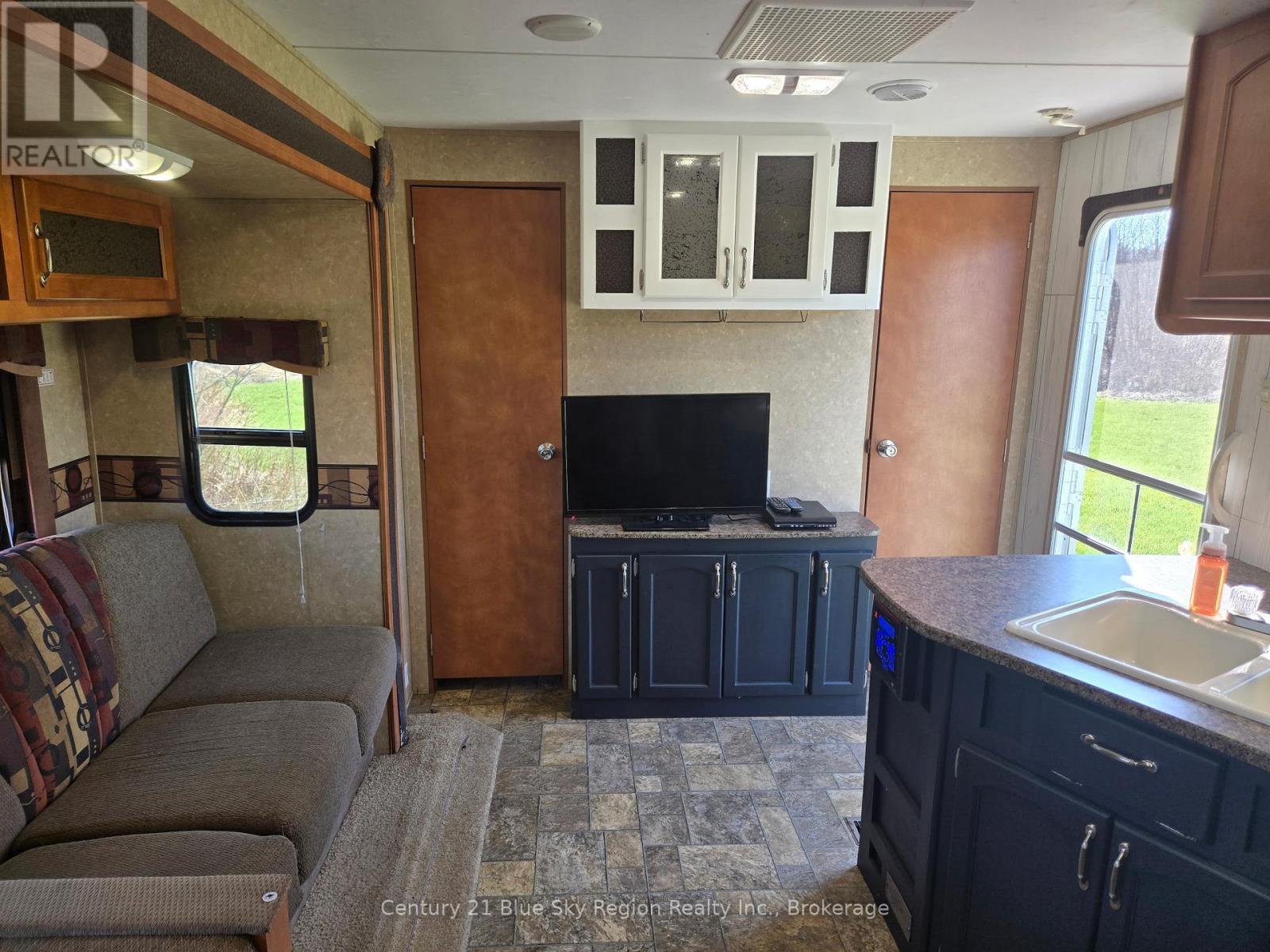 1131 Hills Siding Road, Chisholm, Ontario P0H 1Z0 - Photo 8 - X12356536