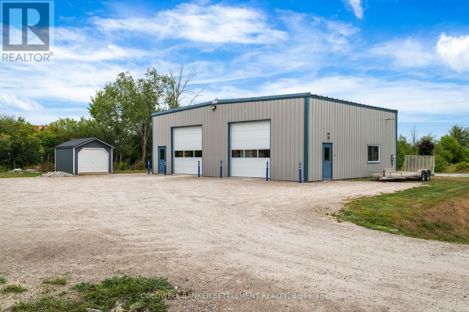 19 WARREN CRESCENT, Perth, Ontario