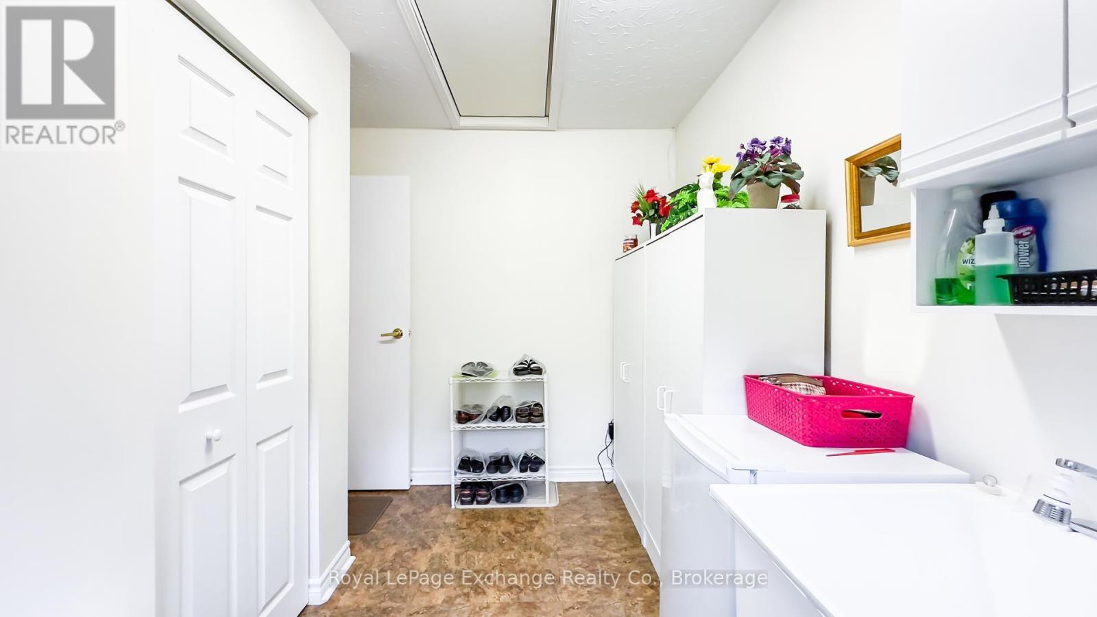 304 Sauk Court E, Huron-Kinloss, Ontario  N2Z 2X3 - Photo 19 - X12356582
