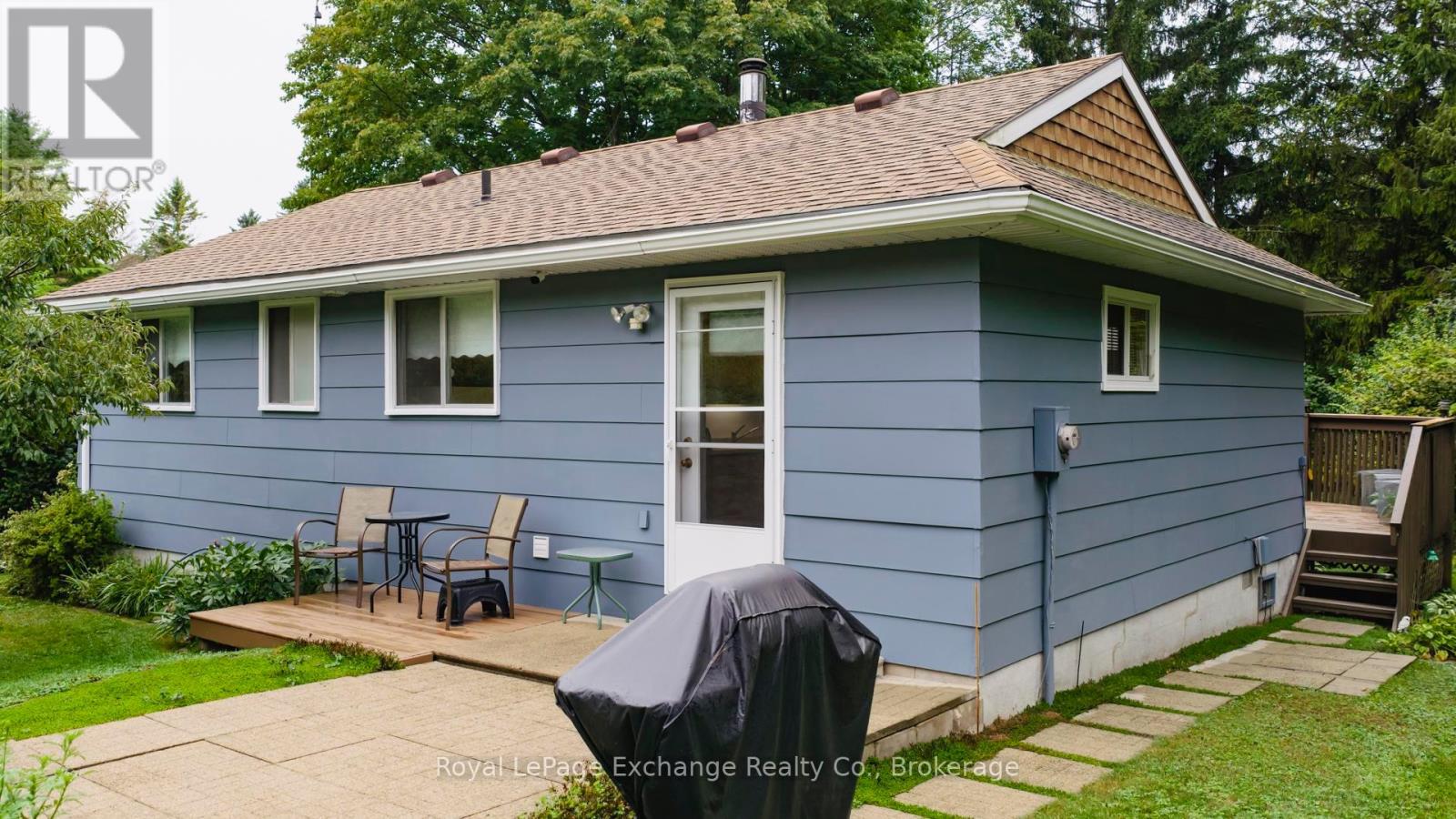 304 Sauk Court E, Huron-Kinloss, Ontario  N2Z 2X3 - Photo 2 - X12356582