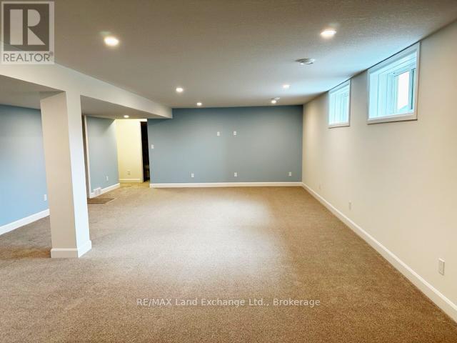 354 Mclean Crescent, Saugeen Shores, Ontario  N0H 2C3 - Photo 15 - X12356608