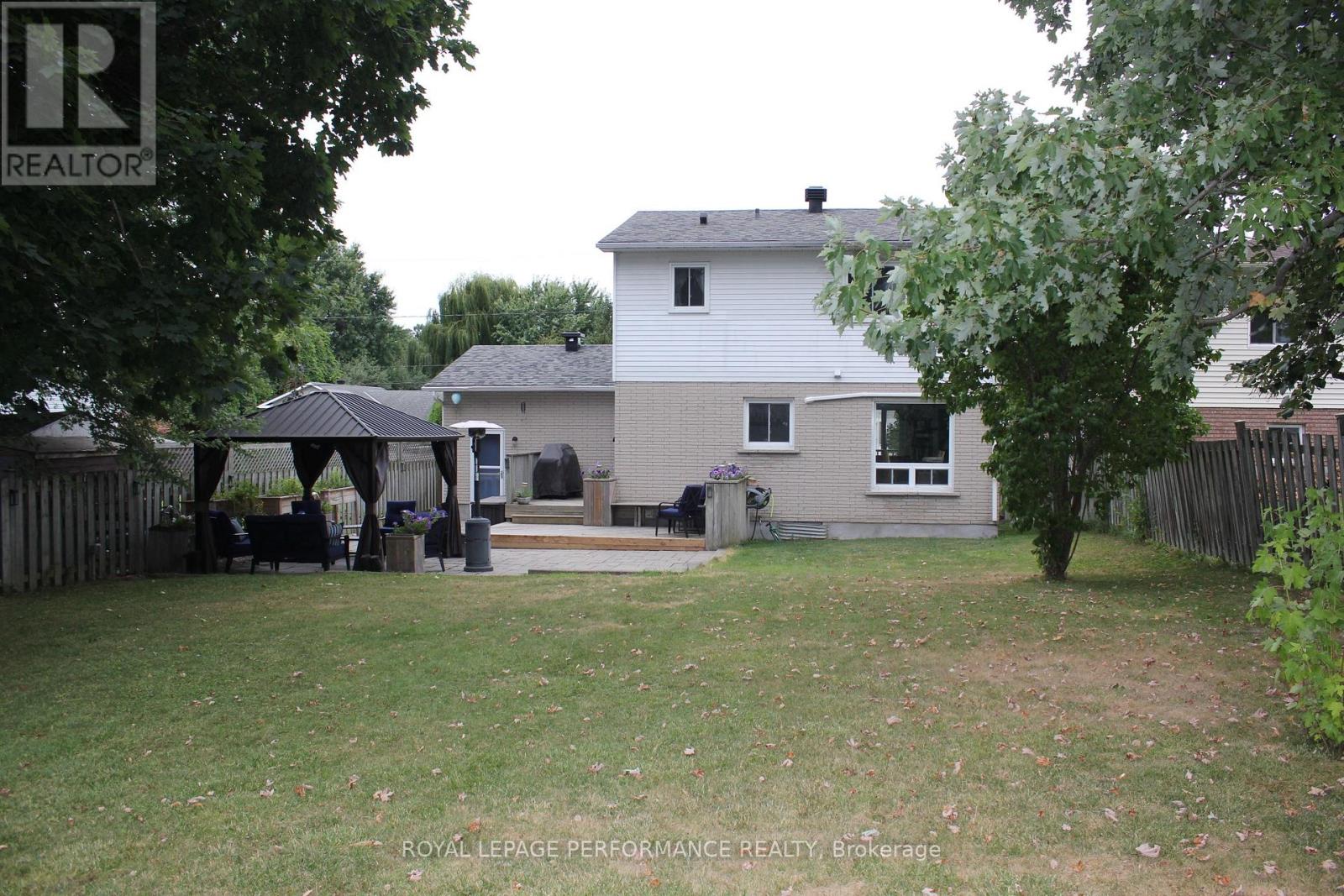 1809 Alguire Street, Cornwall, Ontario  K6J 5E7 - Photo 36 - X12356594