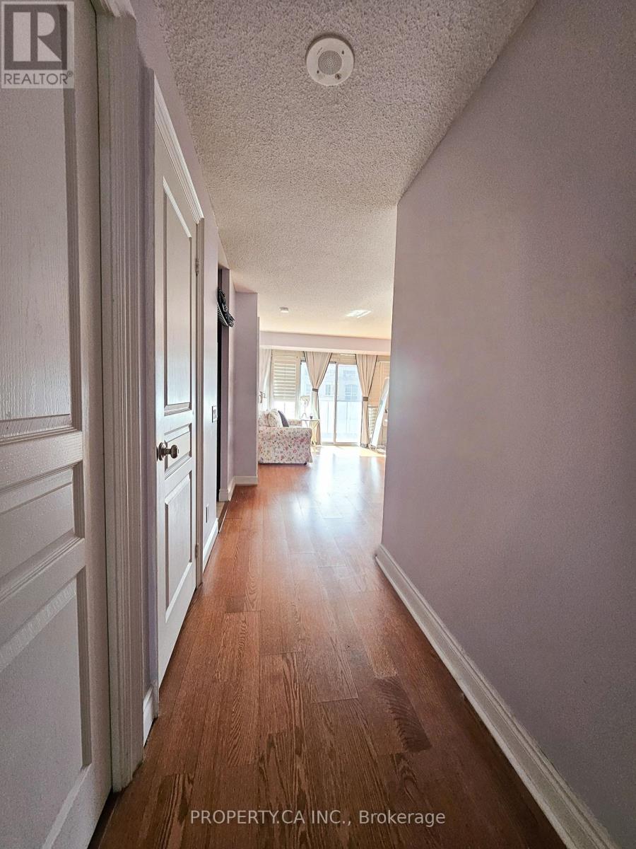 708 - 10 Northtown Way, Toronto, Ontario  M2N 7L4 - Photo 3 - C12355626