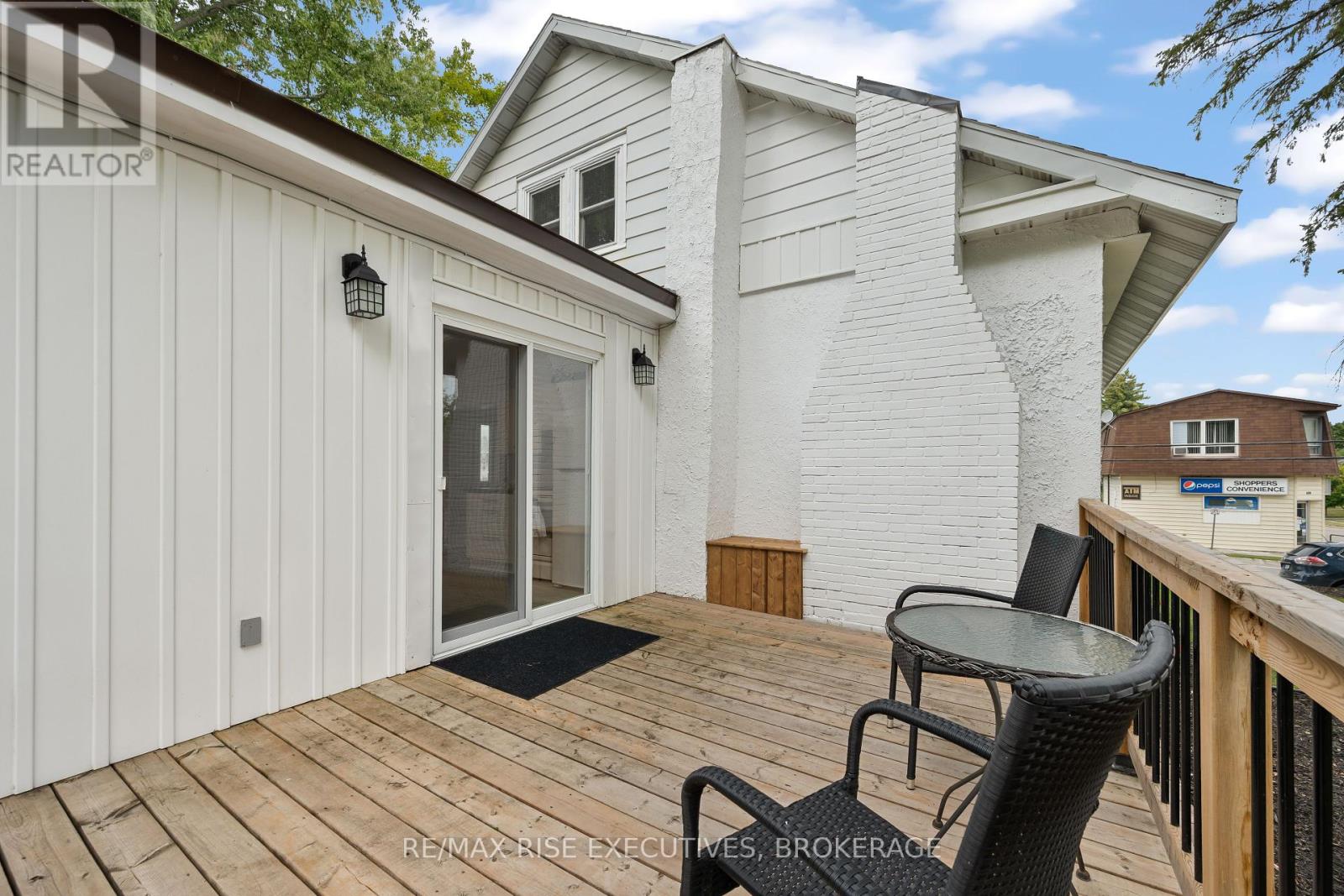 425 King Street W, Gananoque, Ontario  K7G 2G8 - Photo 23 - X12356607