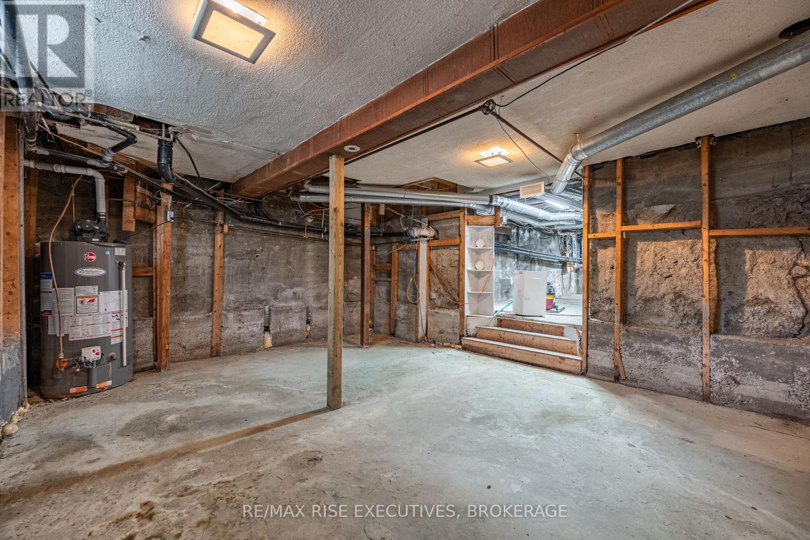 425 King Street W, Gananoque, Ontario  K7G 2G8 - Photo 31 - X12356607