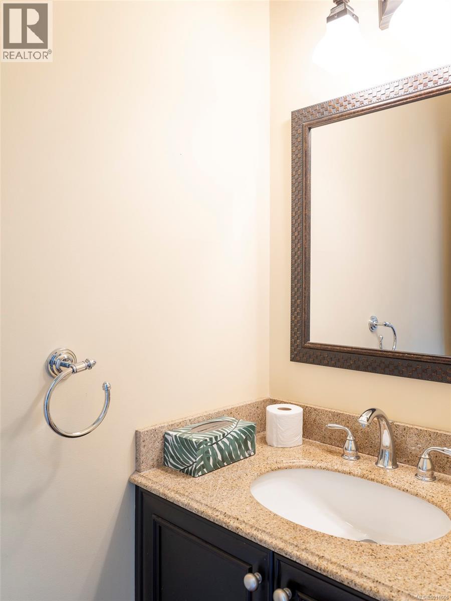 3 1290 Richardson St, Victoria, British Columbia  V8V 3E1 - Photo 9 - 1011665