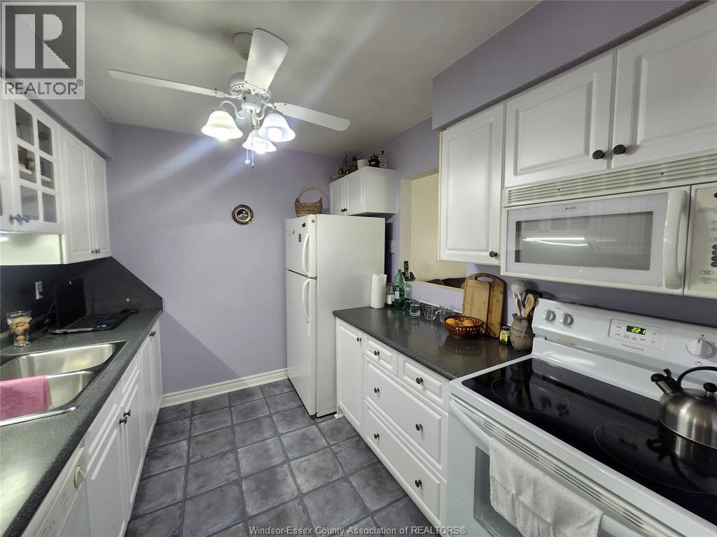 Property at 6374 THORNBERRY image 5