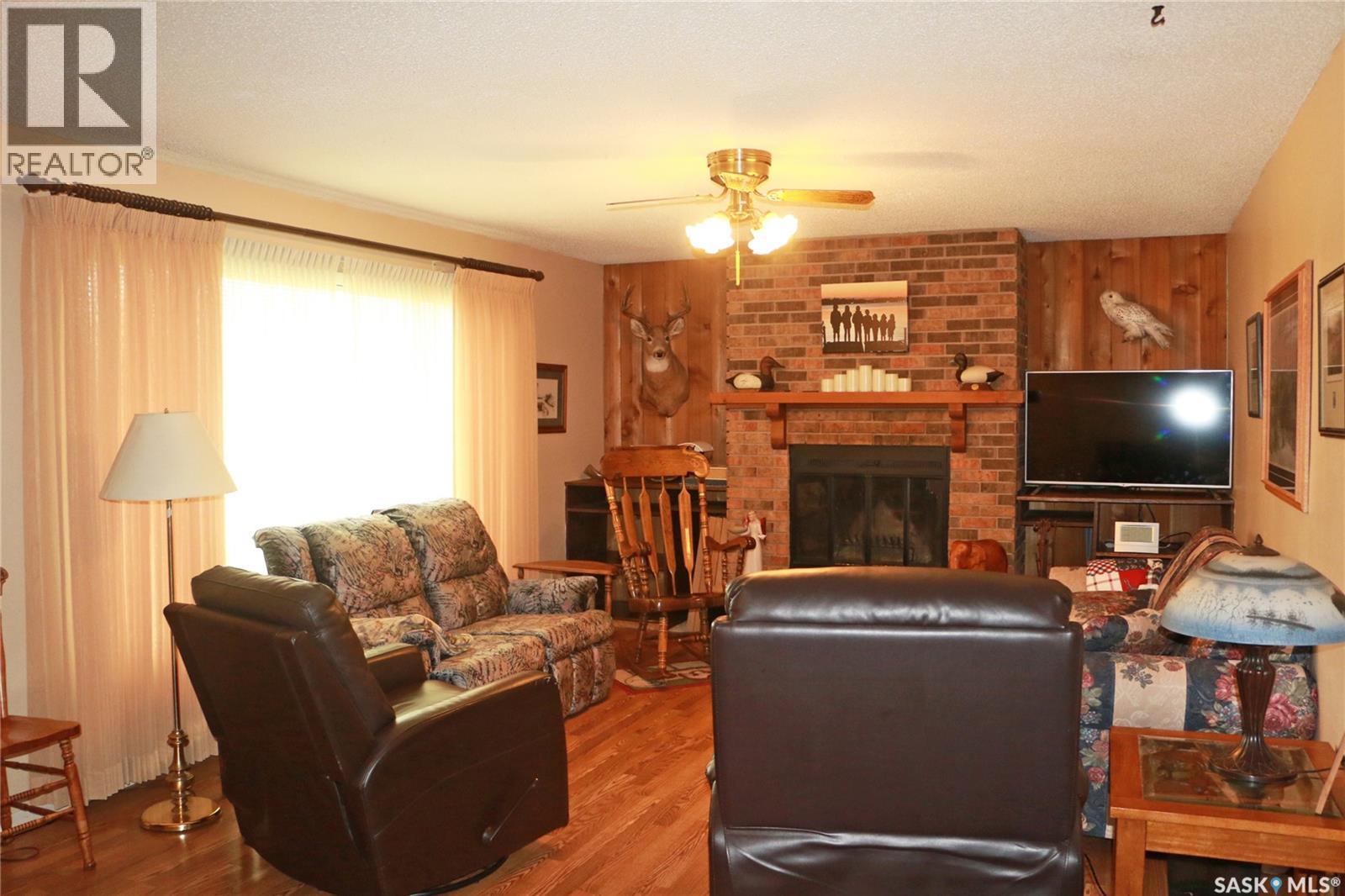 32 Howard Crescent, Lanigan, Saskatchewan  S0K 2M0 - Photo 4 - SK016199