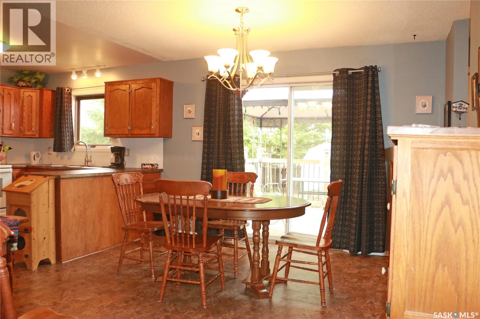 32 Howard Crescent, Lanigan, Saskatchewan  S0K 2M0 - Photo 6 - SK016199