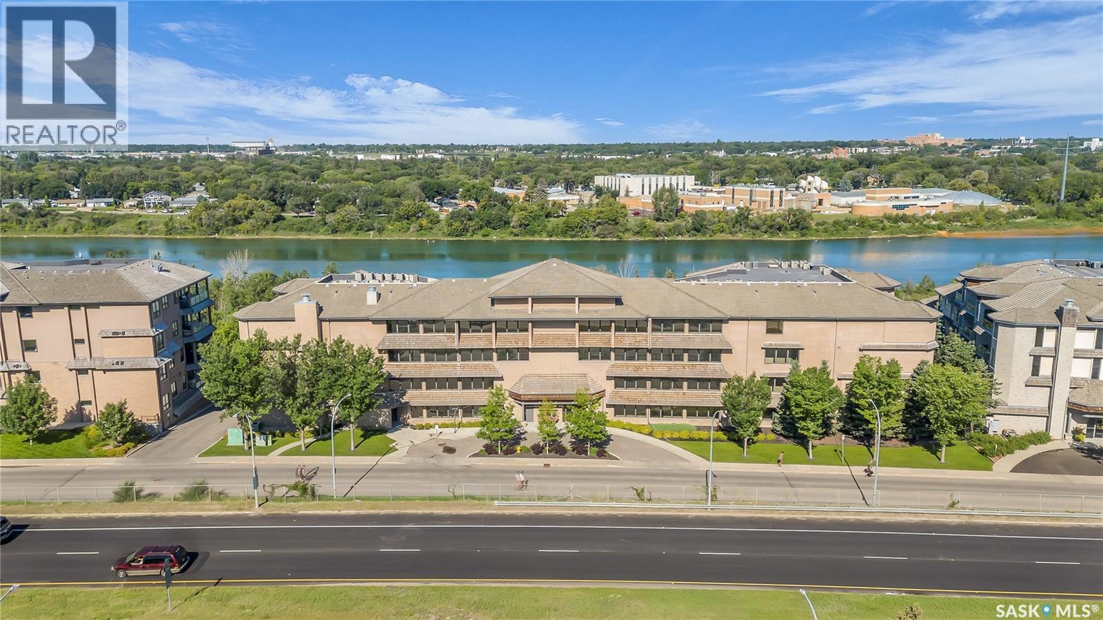 135 623 Saskatchewan Crescent W, Saskatoon, Saskatchewan  S7M 0A5 - Photo 2 - SK016041