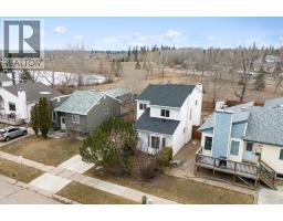 121 Brooks Place Timberlea, Fort McMurray, Ca