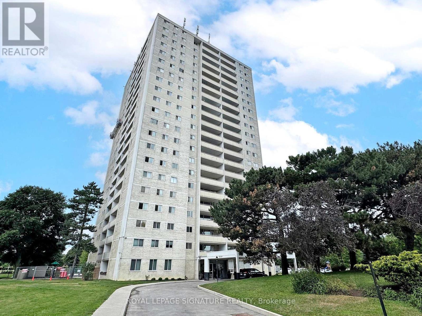 Property at 1204 - 1350 YORK MILLS ROAD image 4
