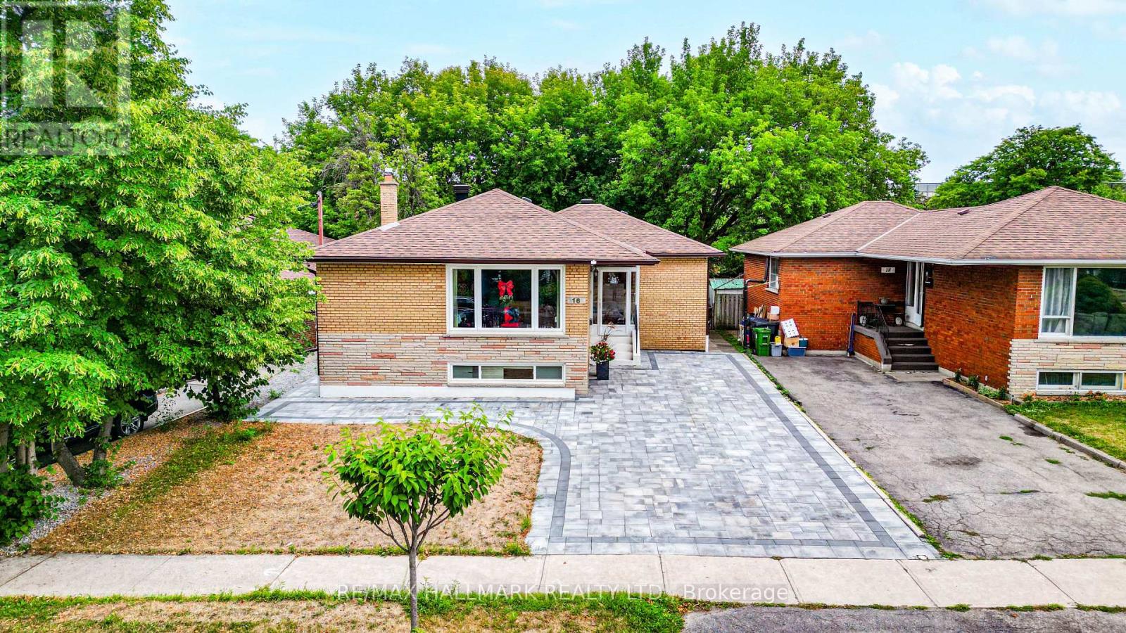 Property at 16 ARAMAN DRIVE image 4