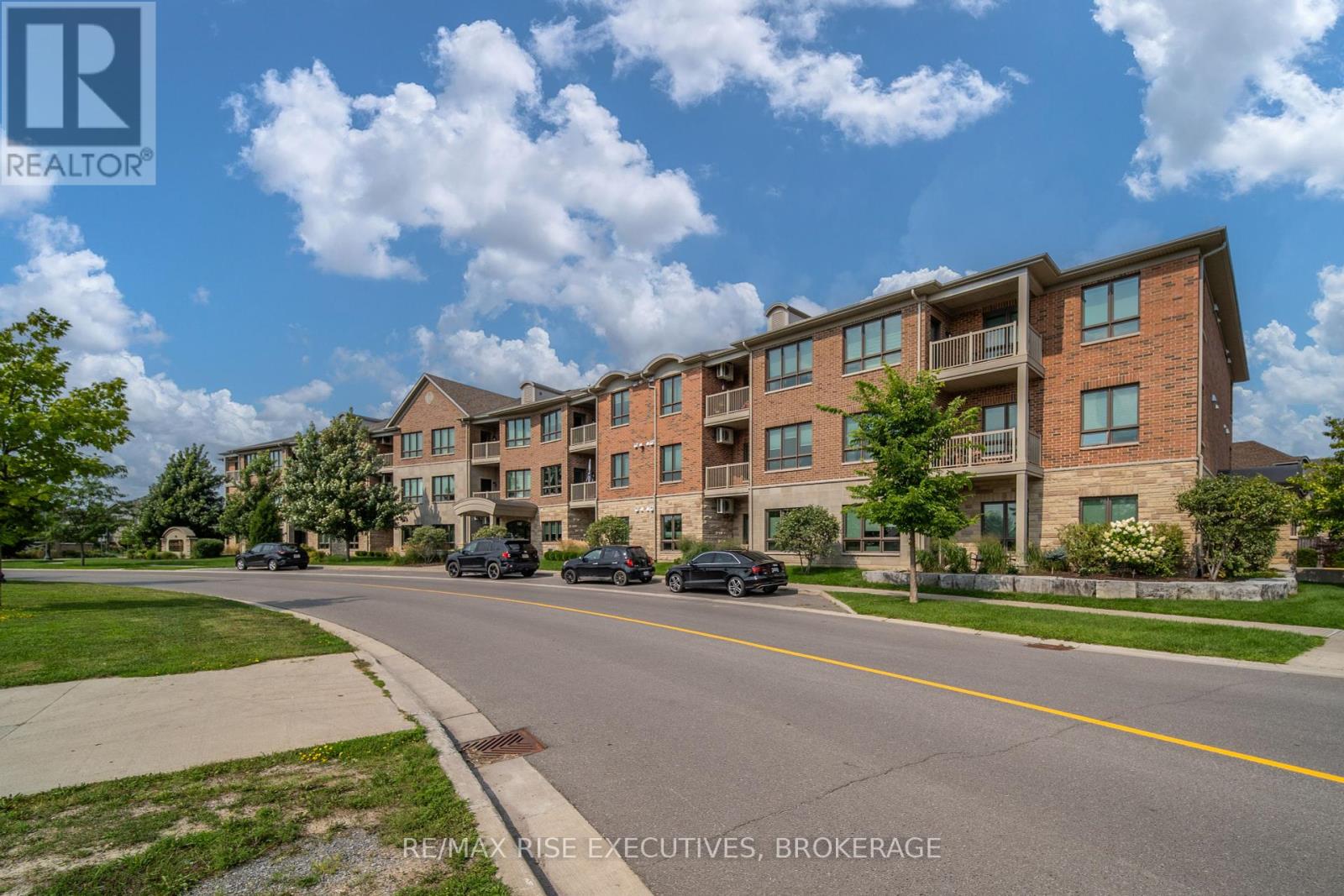 310 - 740 Augusta Drive, Kingston, Ontario  K7P 0R5 - Photo 2 - X12356735