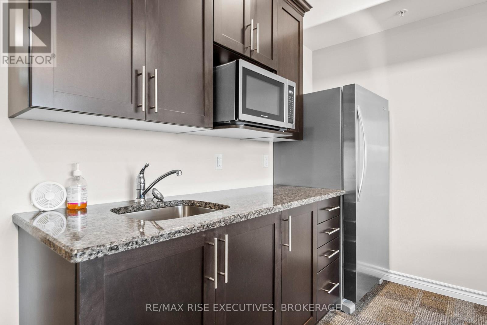 310 - 740 Augusta Drive, Kingston, Ontario  K7P 0R5 - Photo 37 - X12356735