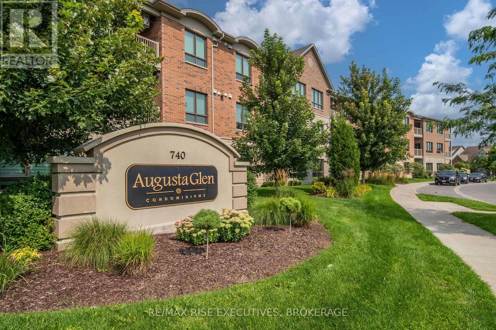 310 - 740 Augusta Drive, Kingston, Ontario  K7P 0R5 - Photo 4 - X12356735