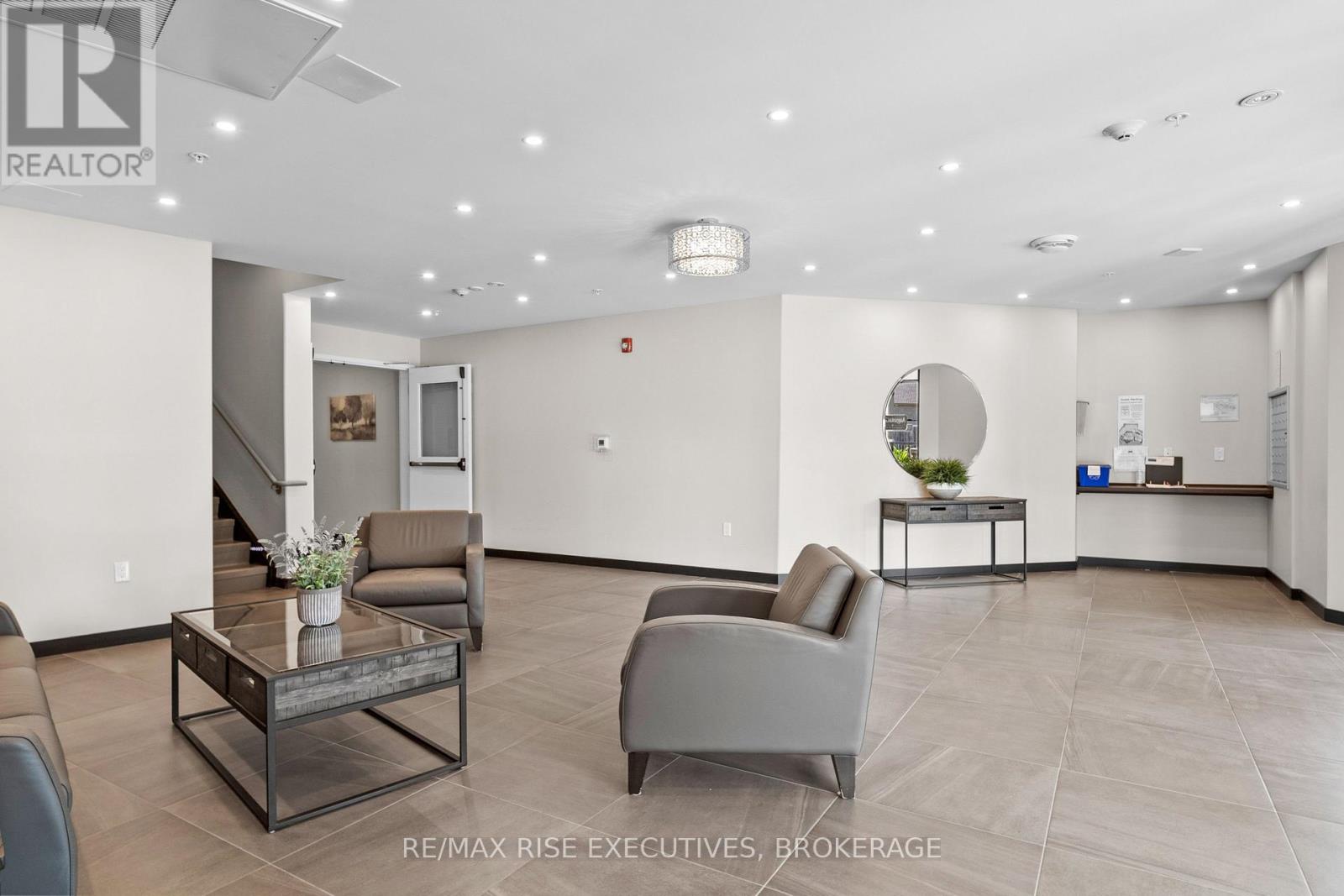 310 - 740 Augusta Drive, Kingston, Ontario  K7P 0R5 - Photo 6 - X12356735