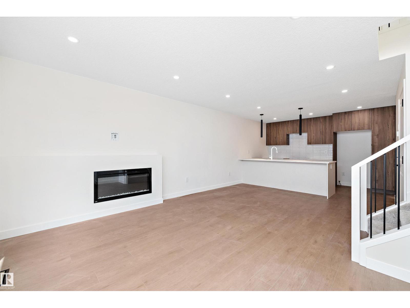 11738 91 St Nw, Edmonton, Alberta  T5B 4B3 - Photo 4 - E4453980