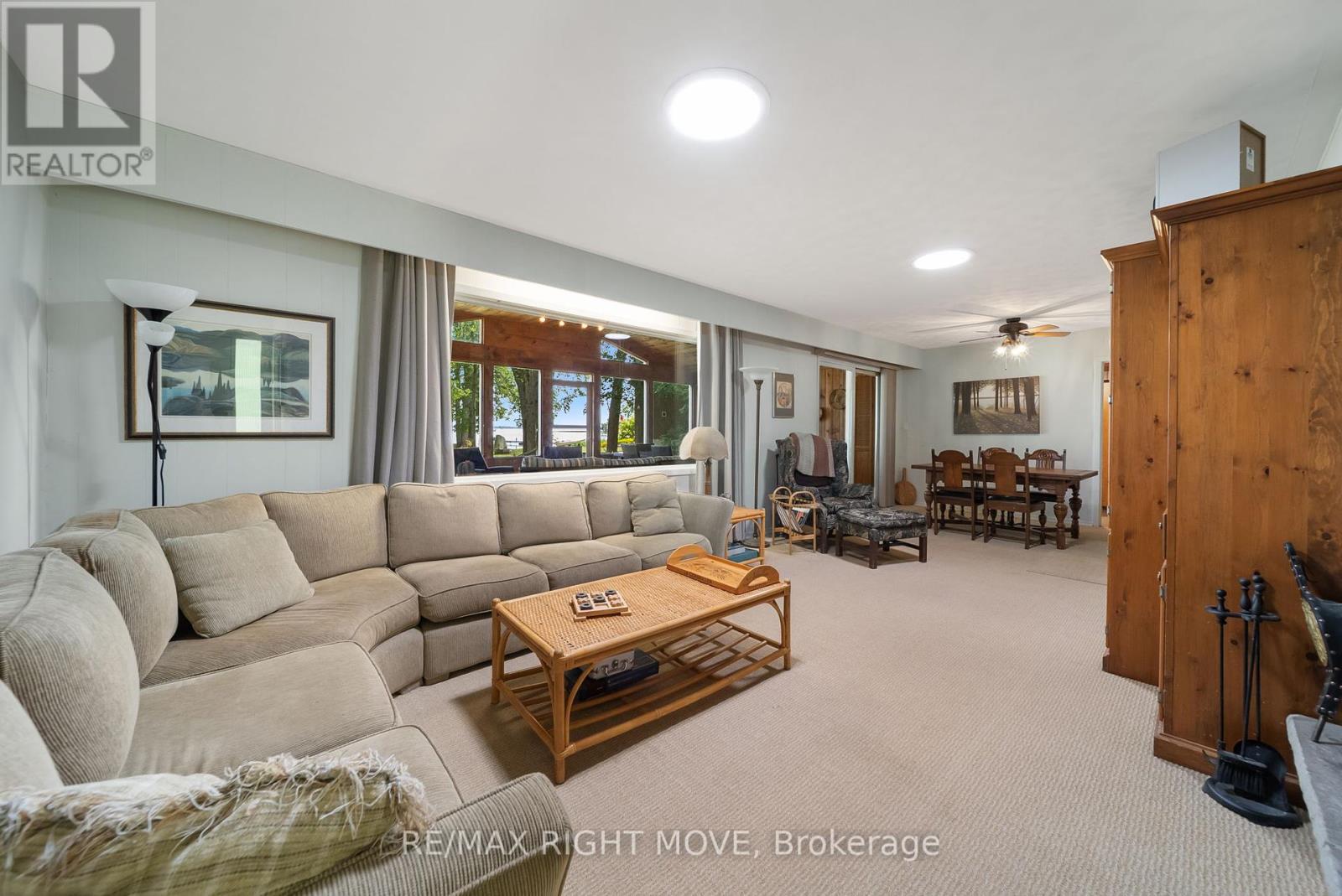 2551 Amigo Drive, Severn (West Shore), Ontario  L3V 6H3 - Photo 6 - S12356539