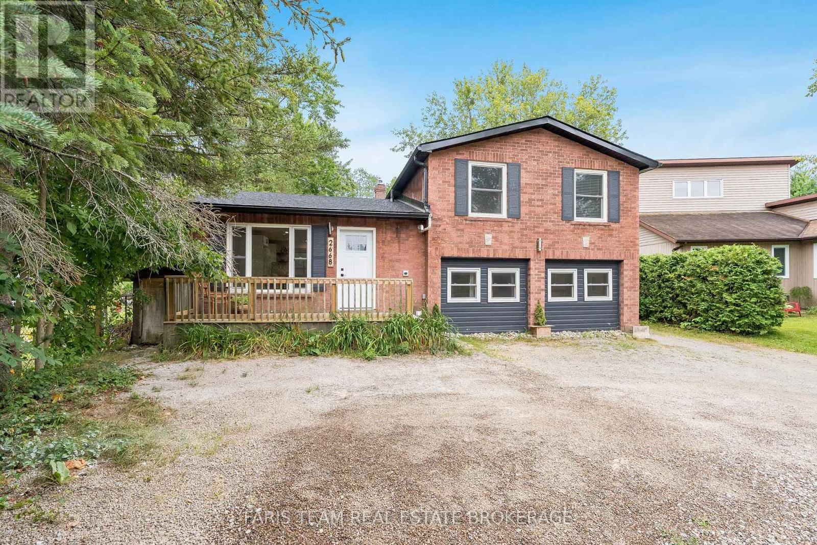 Property at 2668 WESTSHORE CRESCENT image 1